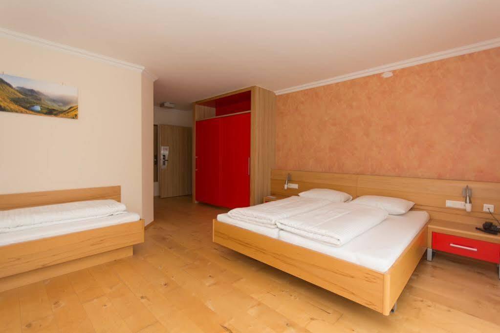 Hotel Auwirt Zentrum Saalbach-Hinterglemm Exteriér fotografie